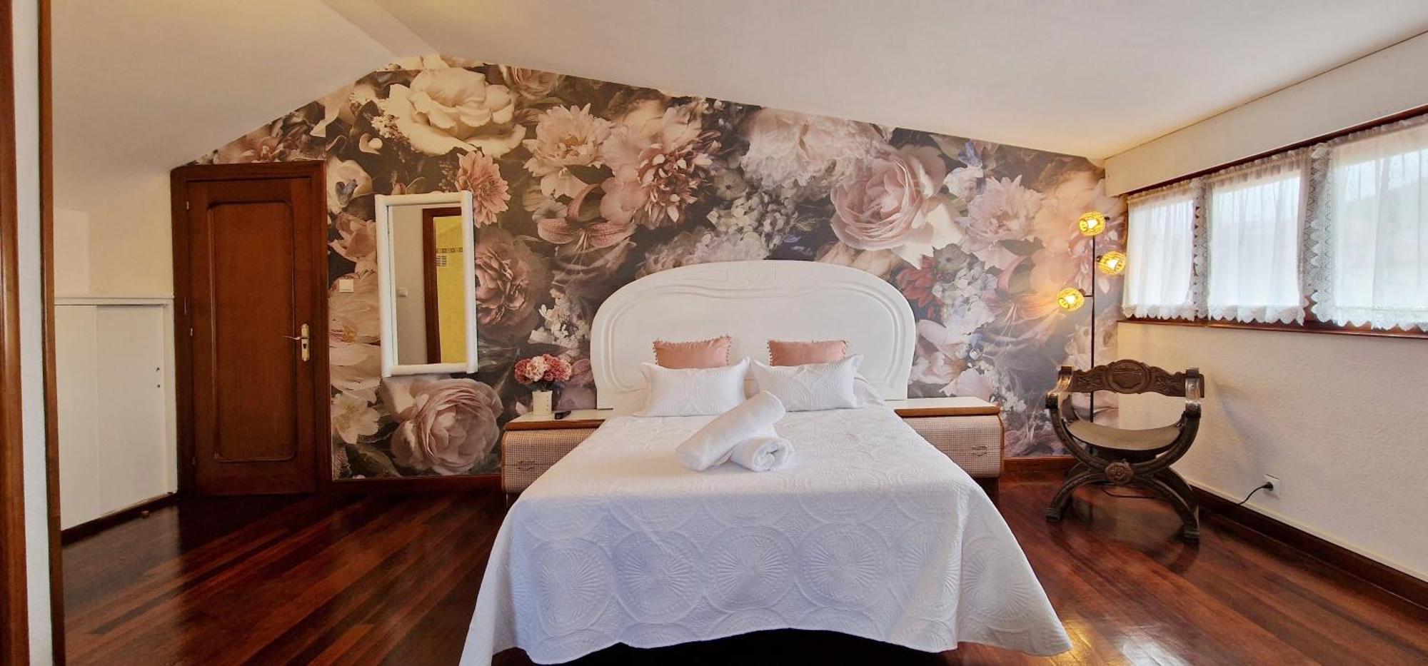 Cosma House Otel Hinojedo Oda fotoğraf