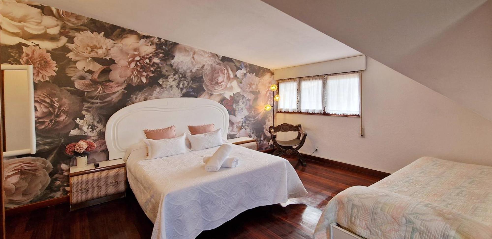 Cosma House Otel Hinojedo Oda fotoğraf