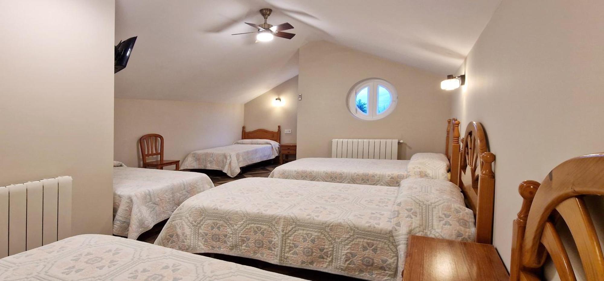 Cosma House Otel Hinojedo Dış mekan fotoğraf
